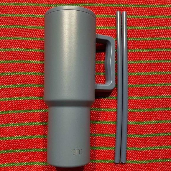 Simple Modern Tumbler - Picture 1 of 1